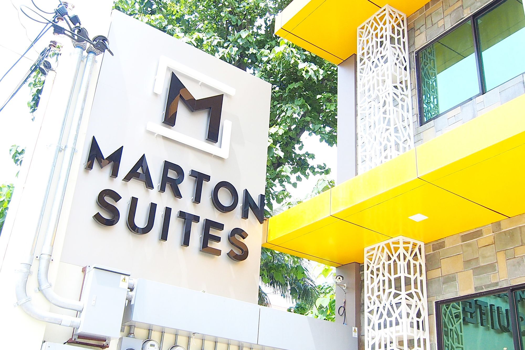 Marton Suites Davao City Exterior foto