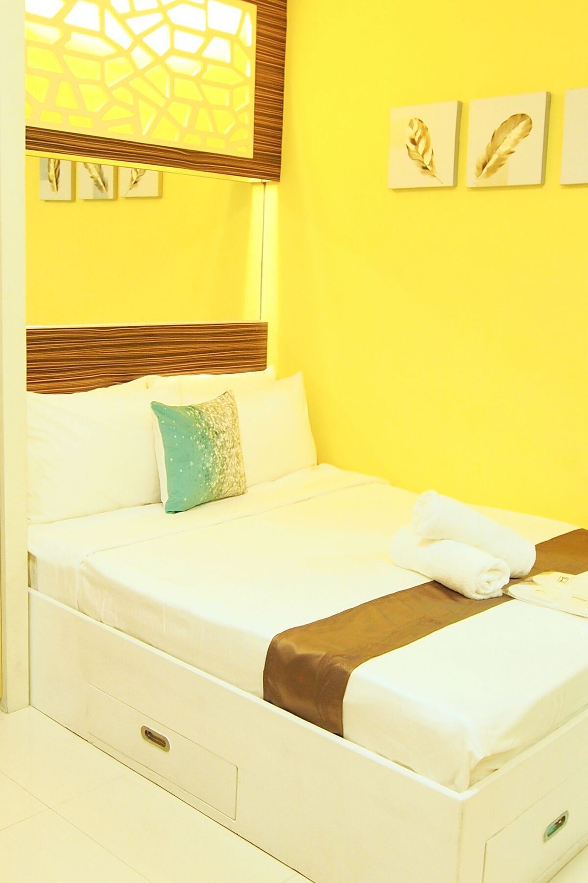 Marton Suites Davao City Exterior foto